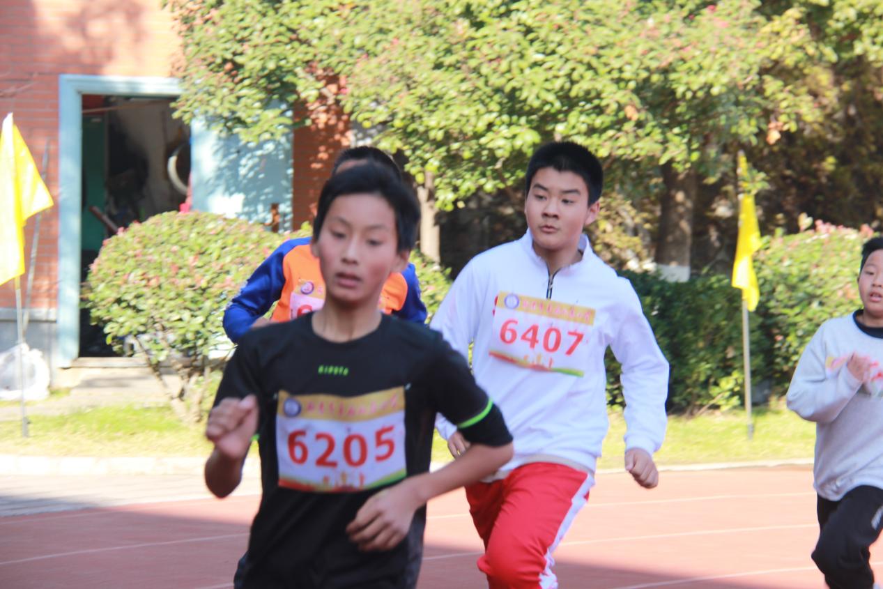 幕府山庄小学第六届冬季运动会(1)_html_m81651a8.jpg