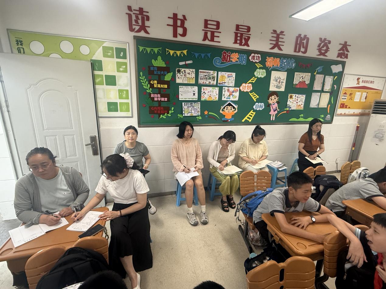 幕府山庄小学科学组教研活动1_html_6a2424b7.jpg