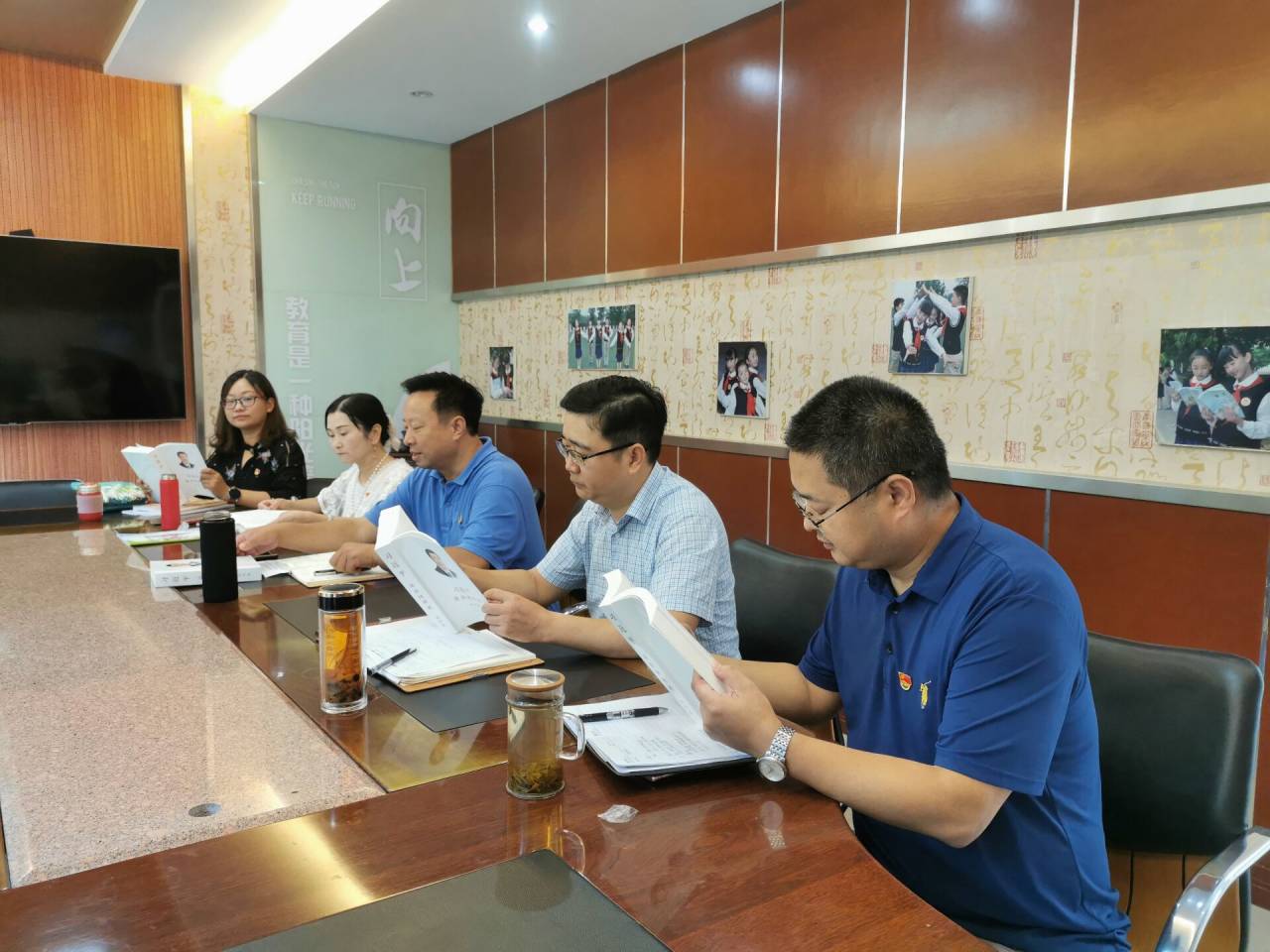 Cache_3856727a2e740c9e.jpg Cache_3856727a2e740c9e.jpg