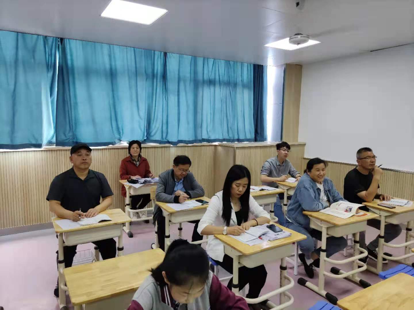 平板教学，引领科技_html_4279d0e.jpg