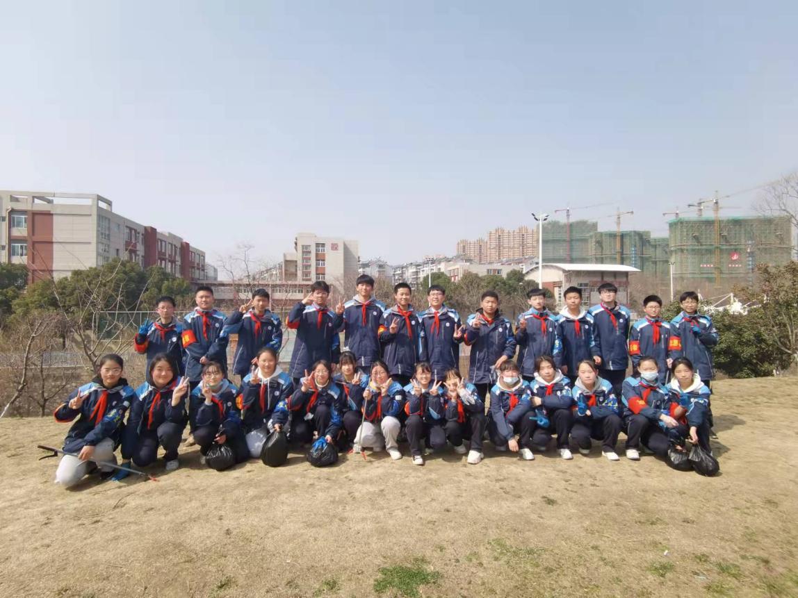 【尚真华电】学雷锋精神，做五真少年_html_m7bb75e09.jpg