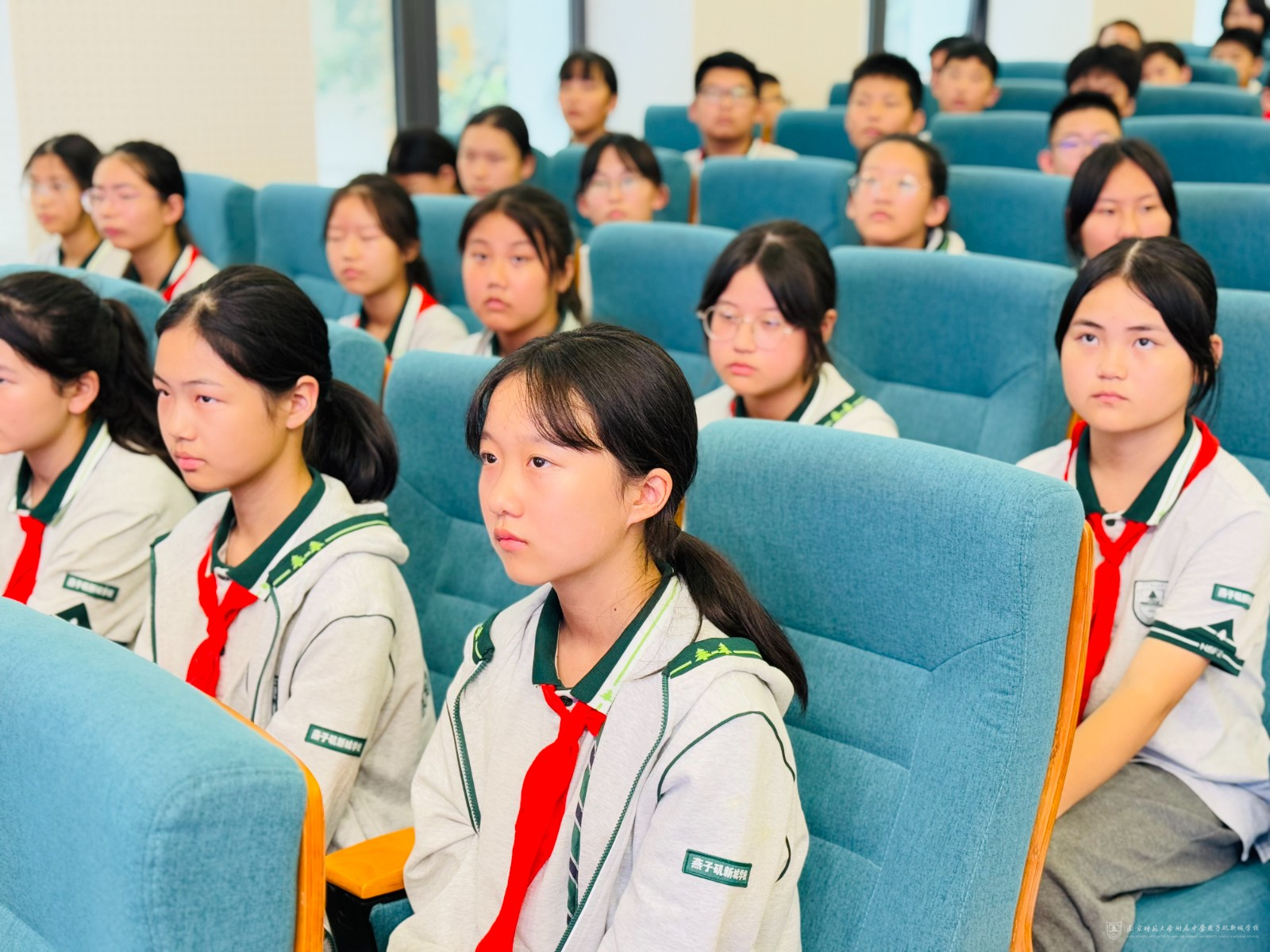 2法治副校长专题授课 (11).jpg