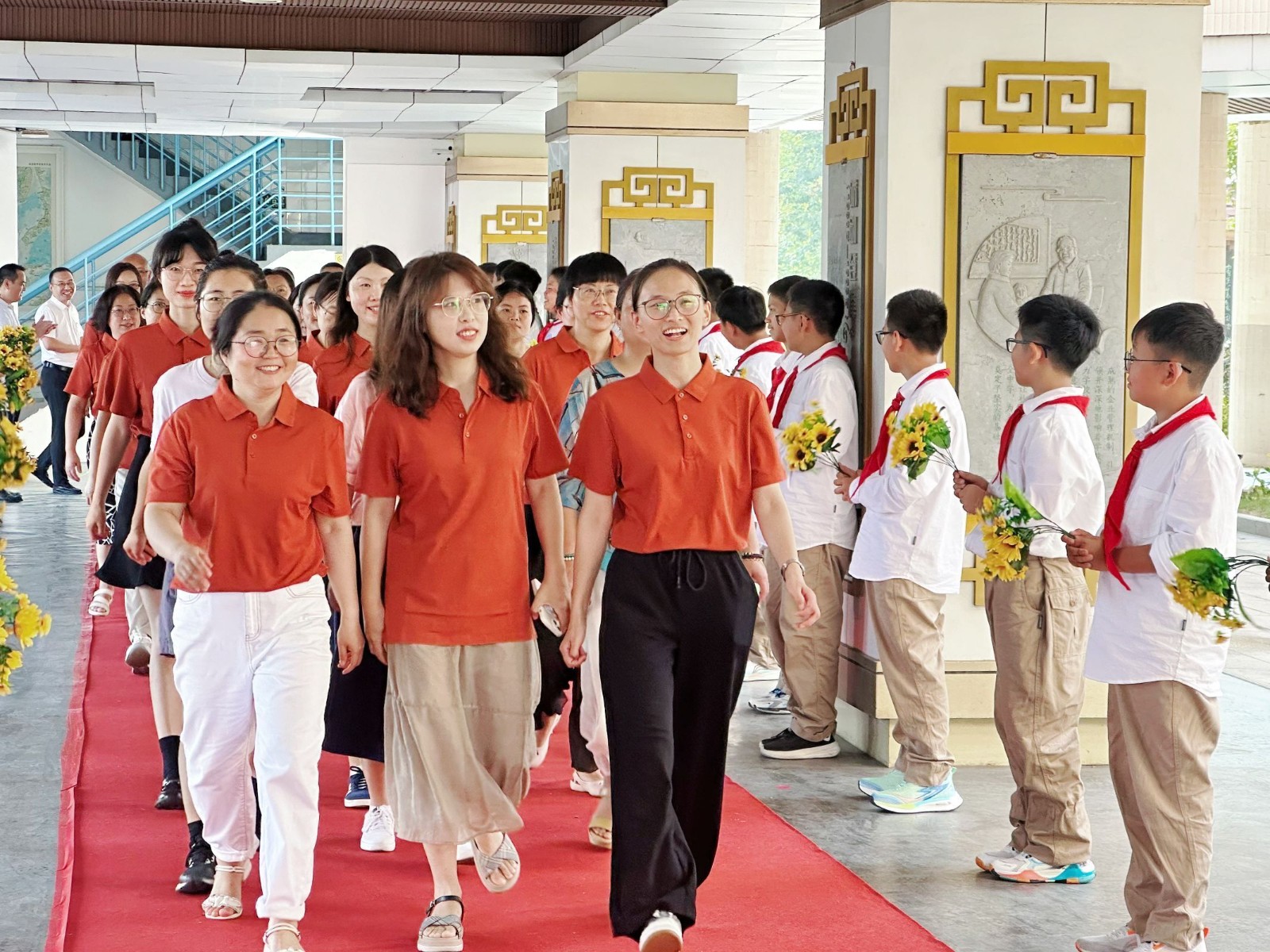 【百炼石苑·我们的节日】弘扬教育家精神，培养新时代人才--栖霞实初南炼师生庆祝第40个教师节活动纪实