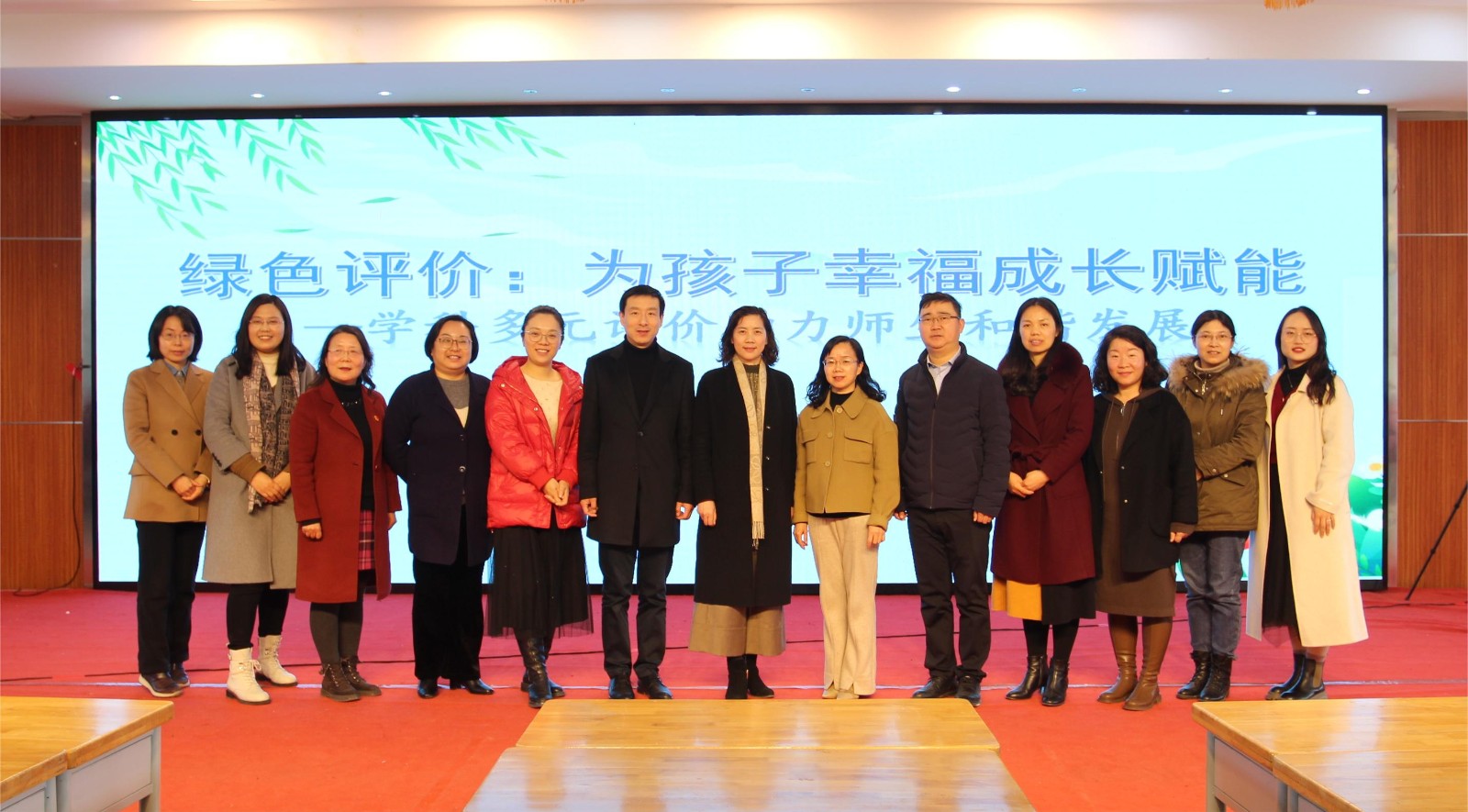 合影2.JPG