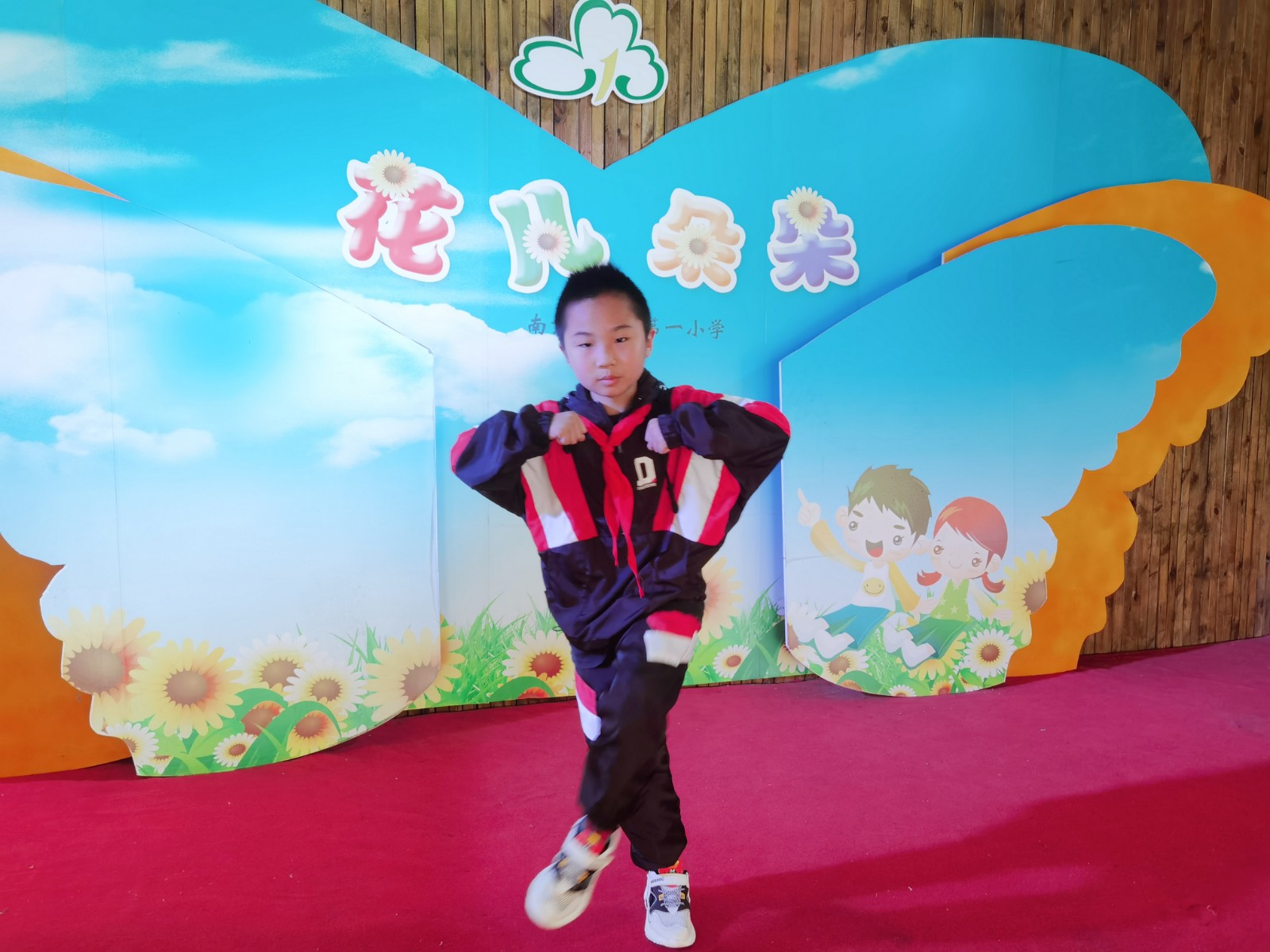胡云翔.jpg