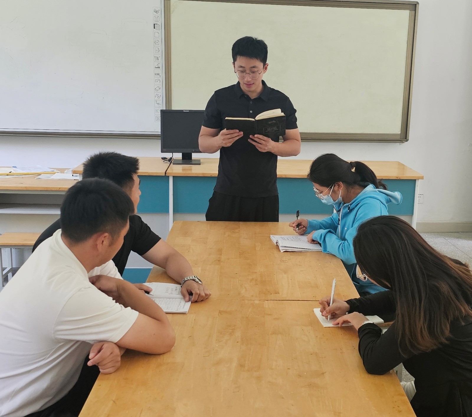 体育1.jpg