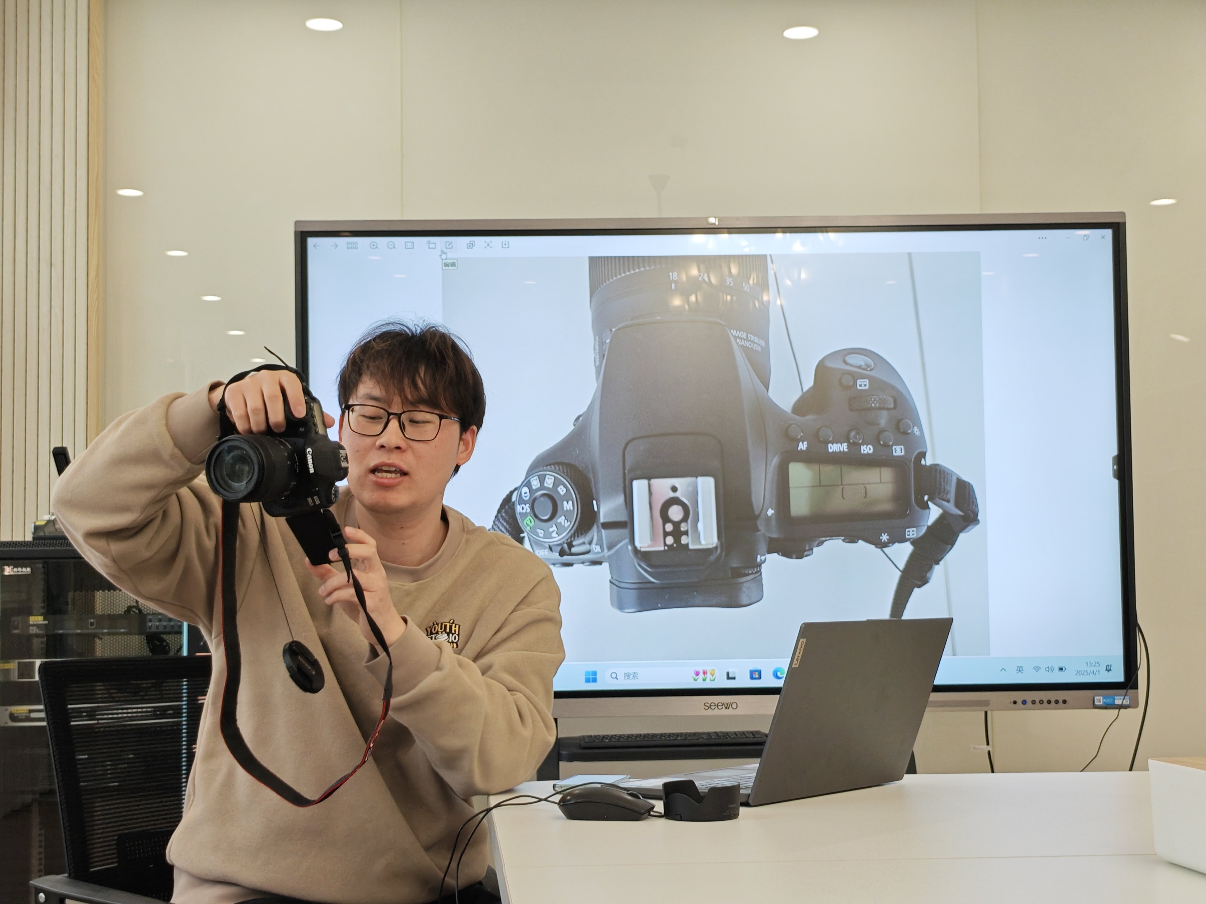 20250401用手机定格童真，以影像记录成长_html_m3fff938e.jpg