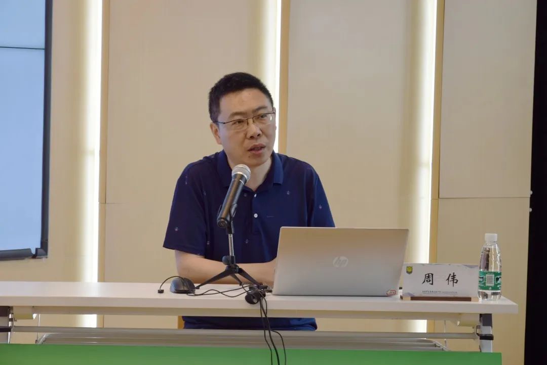 20230701塑纯正文化 育四有教师_html_15db6026.jpg