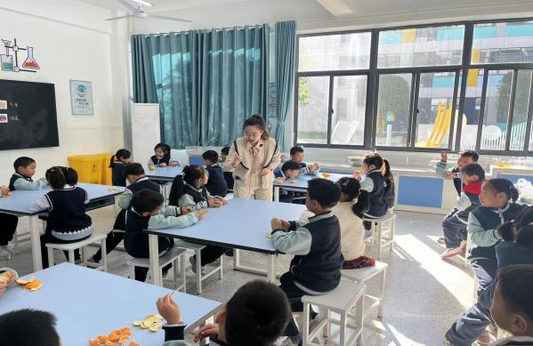 综合学科活动报道_html_m486aa638.jpg