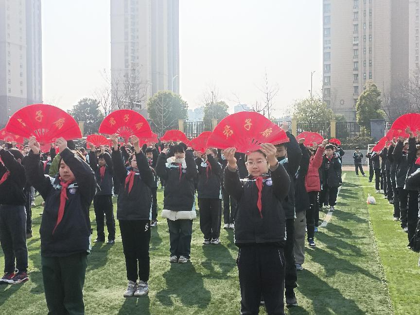 【正学丁三· 教学】阳光大课间，活力满校园(3)_html_4fc0034d.jpg