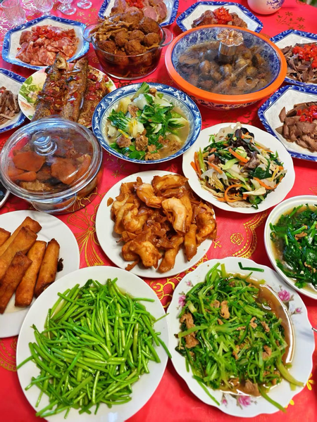 正学丁三 三年级春节报道_html_2db43f5.png