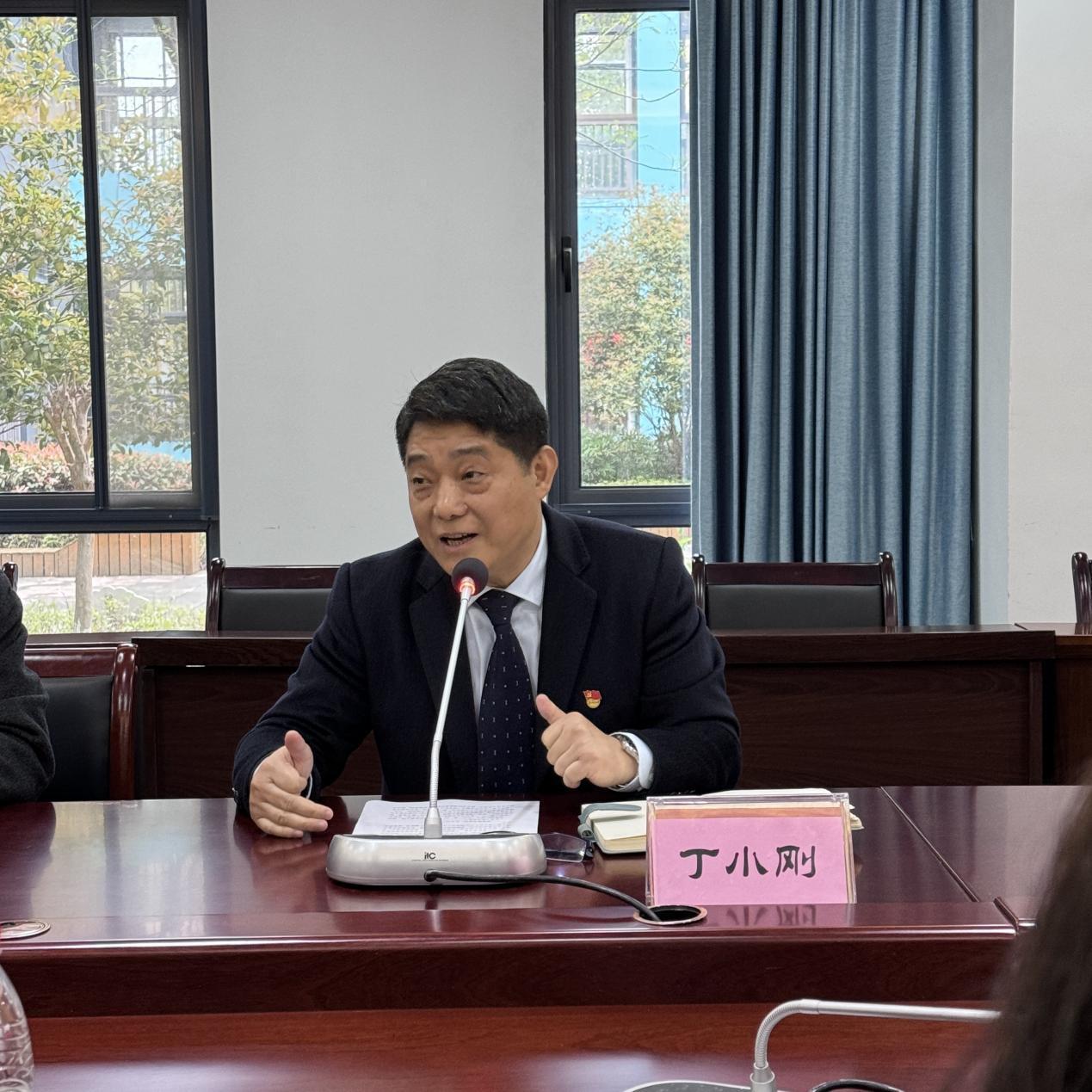 改  家长学校_html_6050b406.jpg