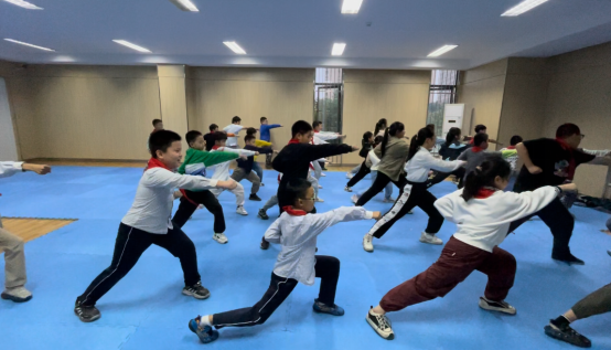 多彩社团 助力成长--南京市丁家庄第三小学社团活动侧记_html_447876d0.png