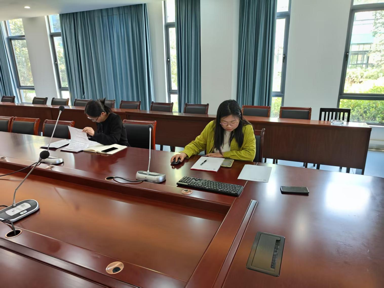 4.8第九周数学教研活动侧记_html_m8f2ed72.jpg