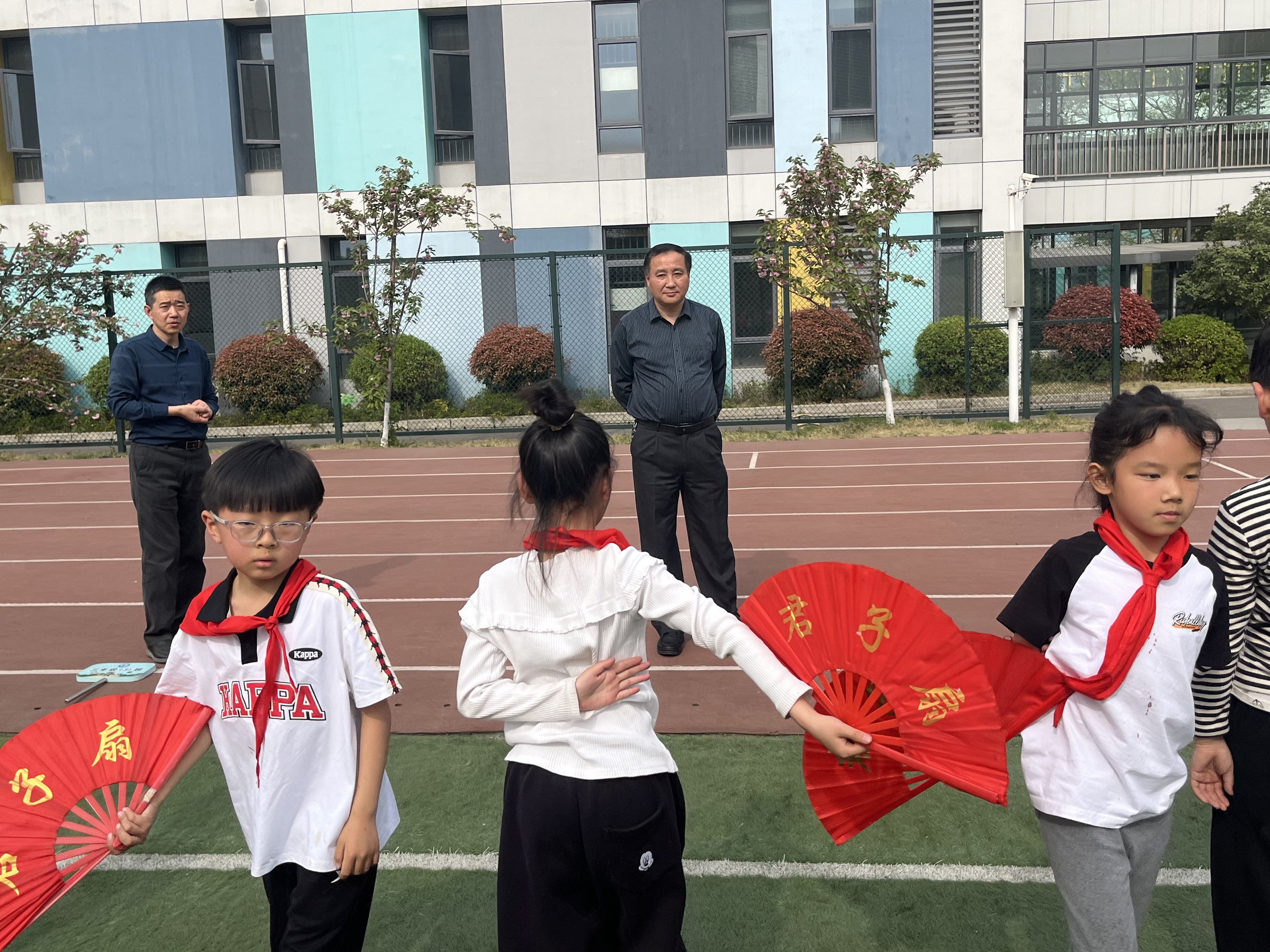 【正学·丁三】体育督导促发展，健康成行有保障_html_d1d32d5.jpg
