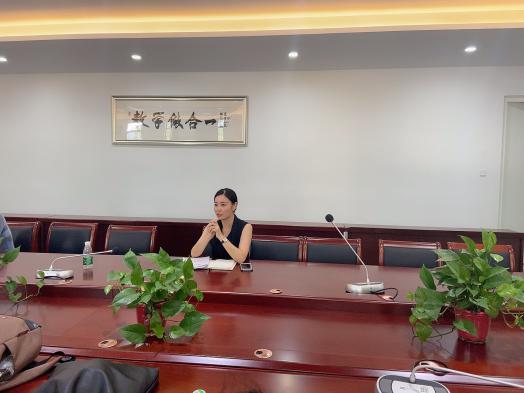 迎接新教师报道_html_2df32dad.jpg