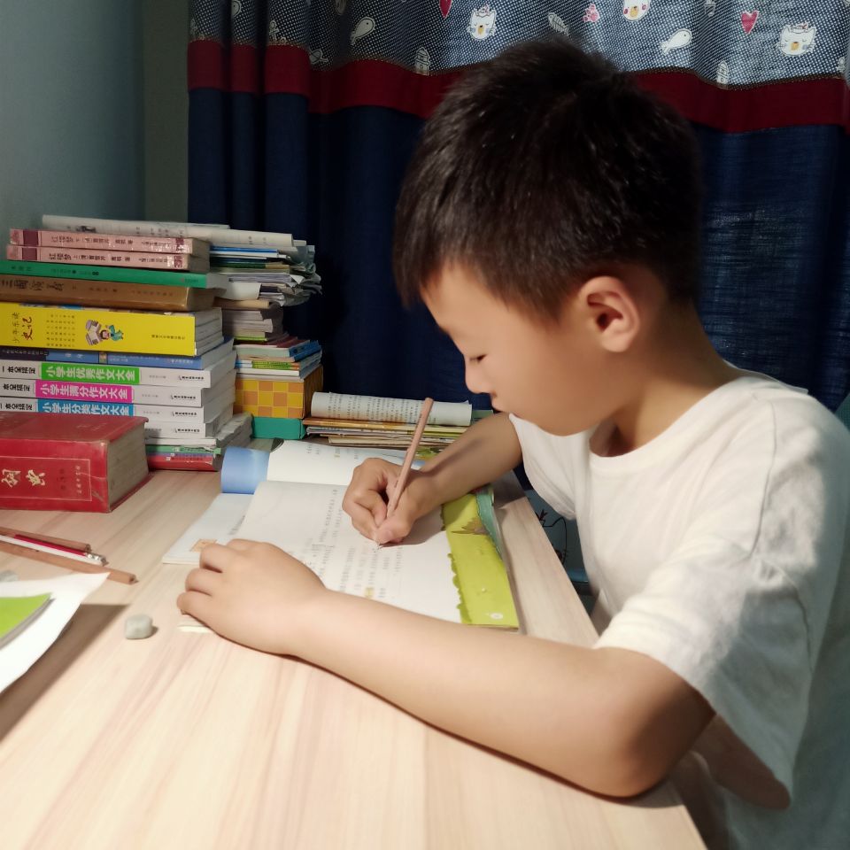 每月之星报道杨文青_html_m67829992.jpg