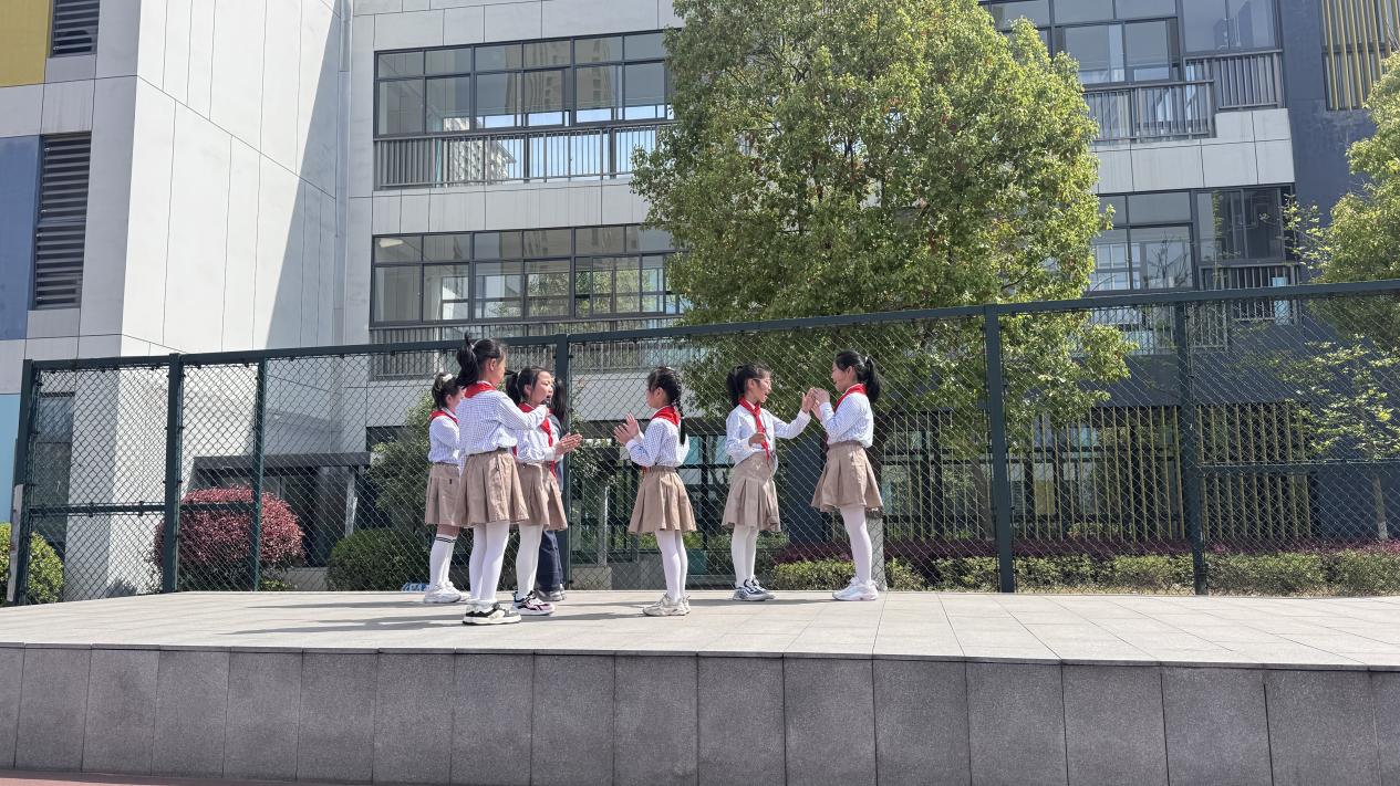 正学丁三.第九周升旗仪式docx(1)_html_m7b345d5e.jpg