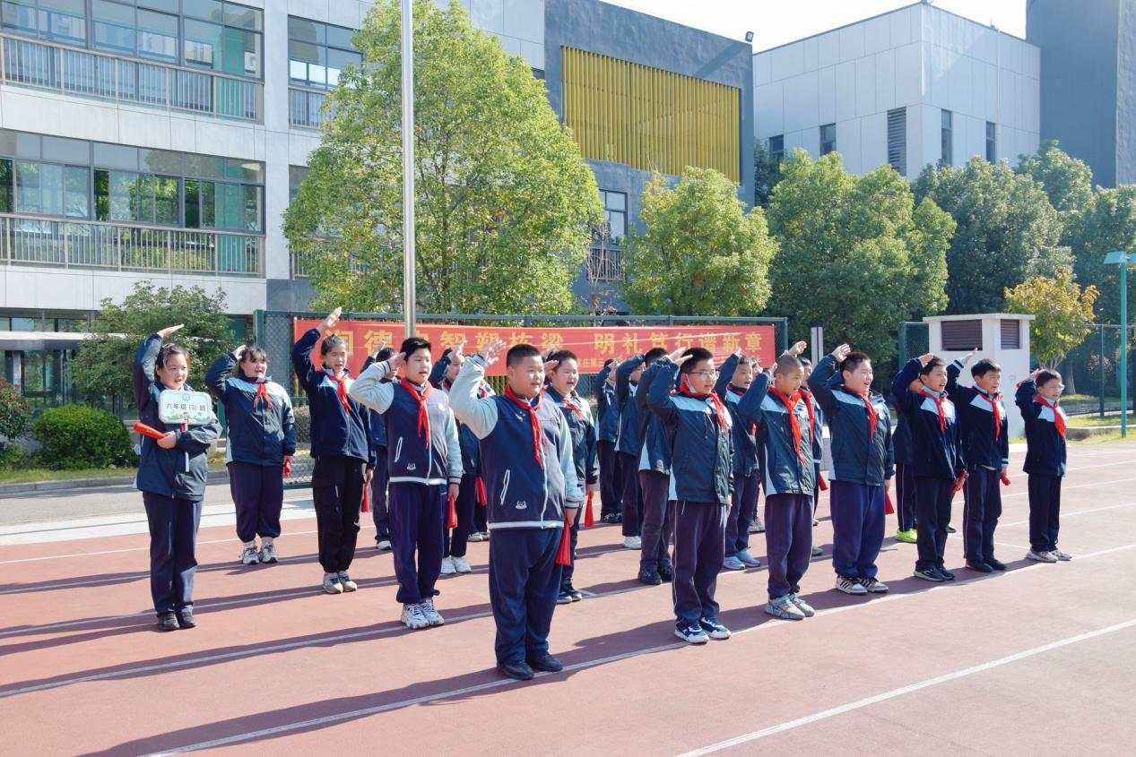 11.6满媛 讴歌生活报道_html_m4415485e.jpg