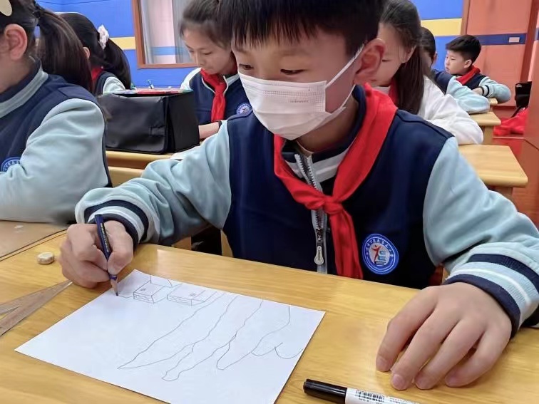 【正学丁三·教学】凝教研智力，绽美育之花_html_3bde81b.jpg