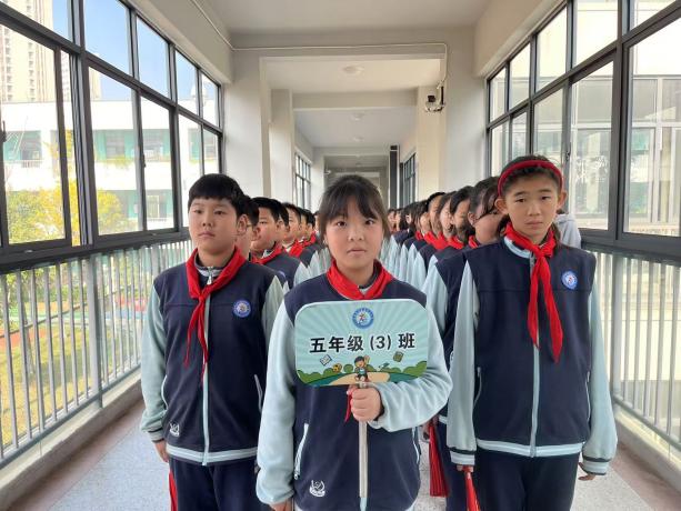 【正学丁三·德育】队列展风采，习惯润未来_html_m19e2b958.jpg