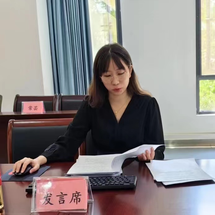第六场课题论证报道_html_m2516eb72.jpg