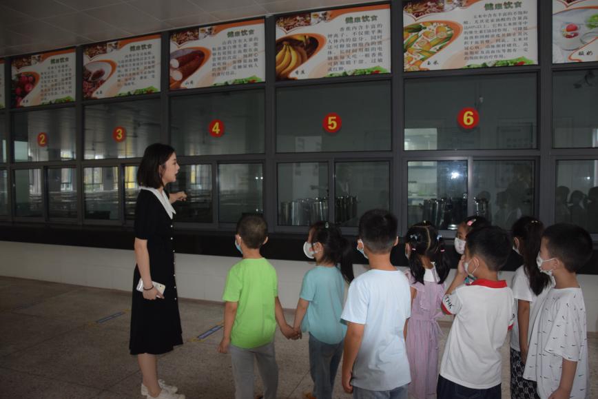 （丁三小）一年级新生入学教育活动_html_m36f067d5.jpg
