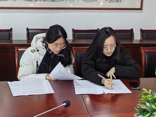 课题交流会报道111_html_da6110a.jpg