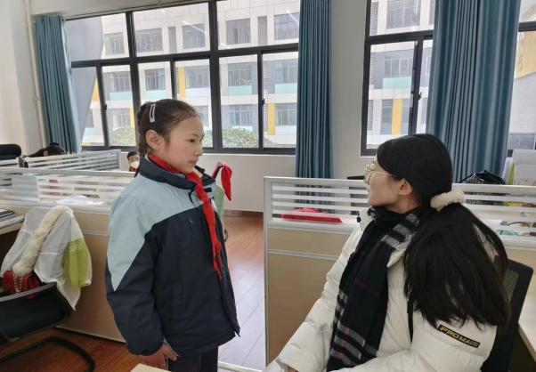 【正学丁三】用心倾听，与爱同行_html_m767a9173.jpg