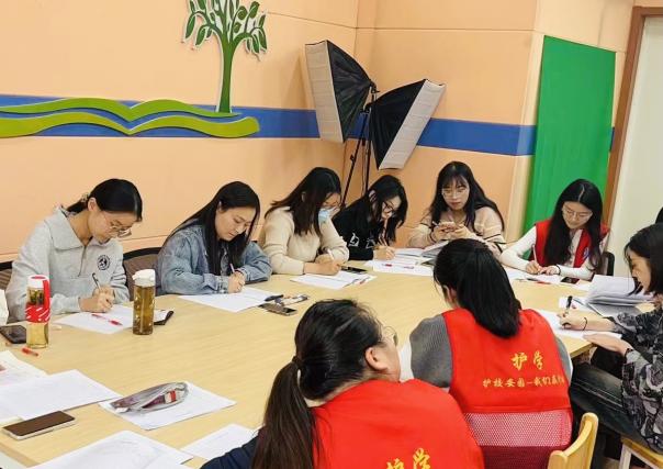 【正学丁三】学习身边榜样 激发奋进力量——南京市丁家庄第三小学榜样教师宣传活动侧记（四）_html_ebaf781.jpg
