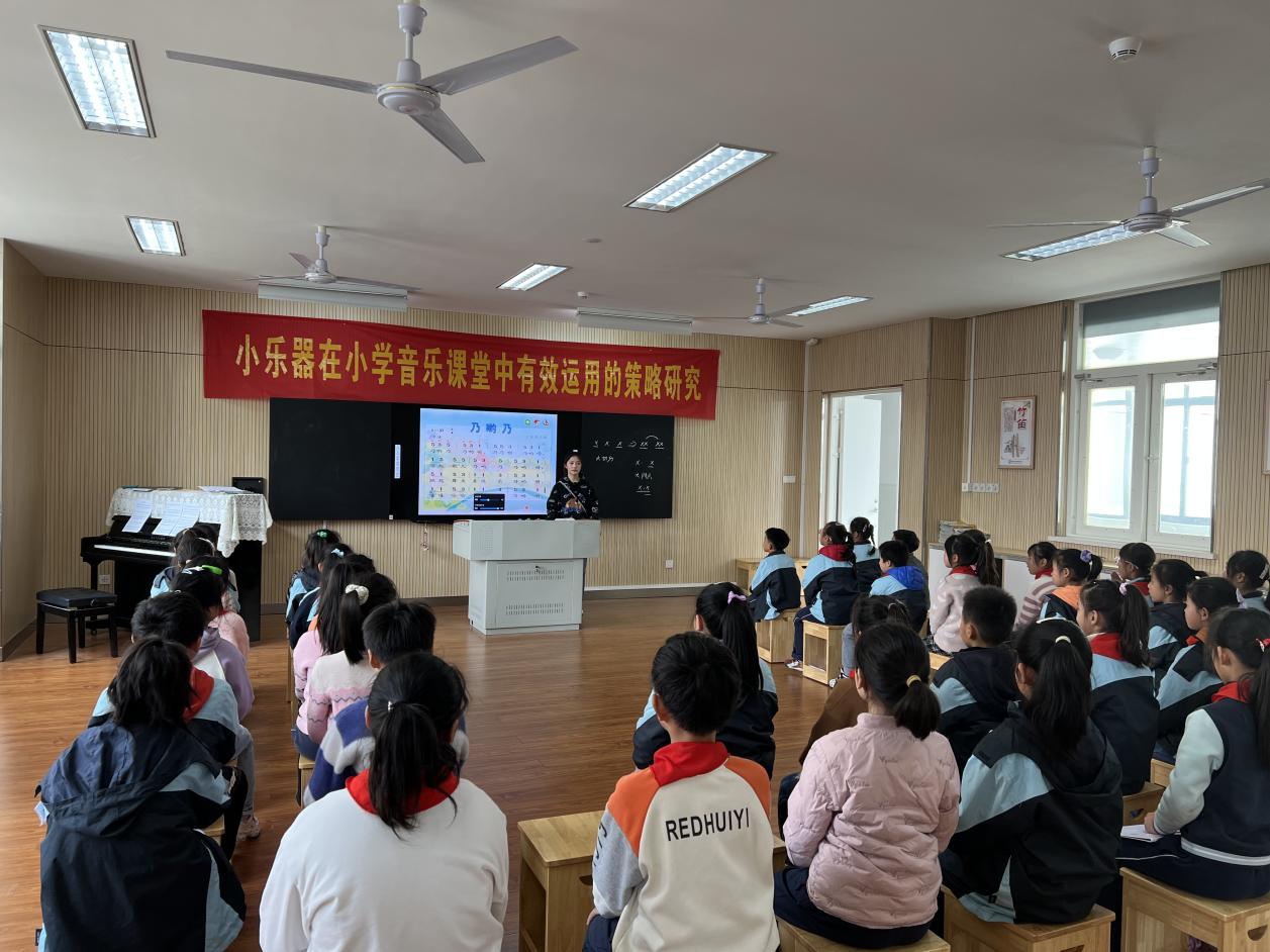 【正学丁三&middot;教学】”音”教而美，“研”无止境——丁家庄第三小学音乐教研活动侧记_html_m5390b4c9.jpg