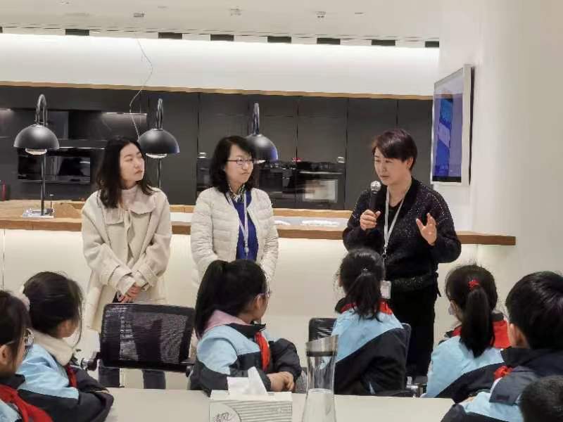 （丁三小）2023年栖霞“知行”校外社会实践基地活动_html_m1c6da071.jpg
