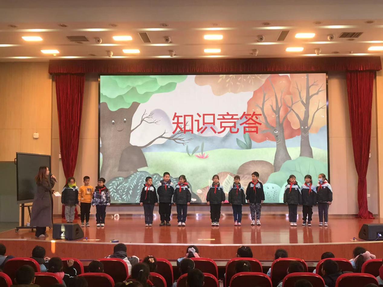 三年级读书节活动(1)_html_m4595a11a.jpg