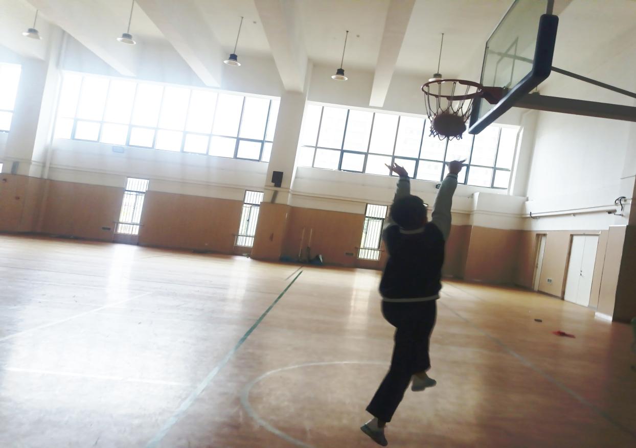 【正学丁三·教学】活力运球 快乐成长_html_14065bb2.jpg