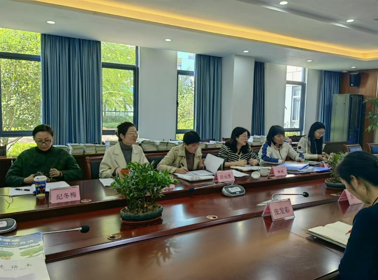 【正学丁三●教学】“视”以促教，“导”以致远——南京市丁家庄第三小学教学视导活动侧记(2)(2)_html_7de10446.jpg