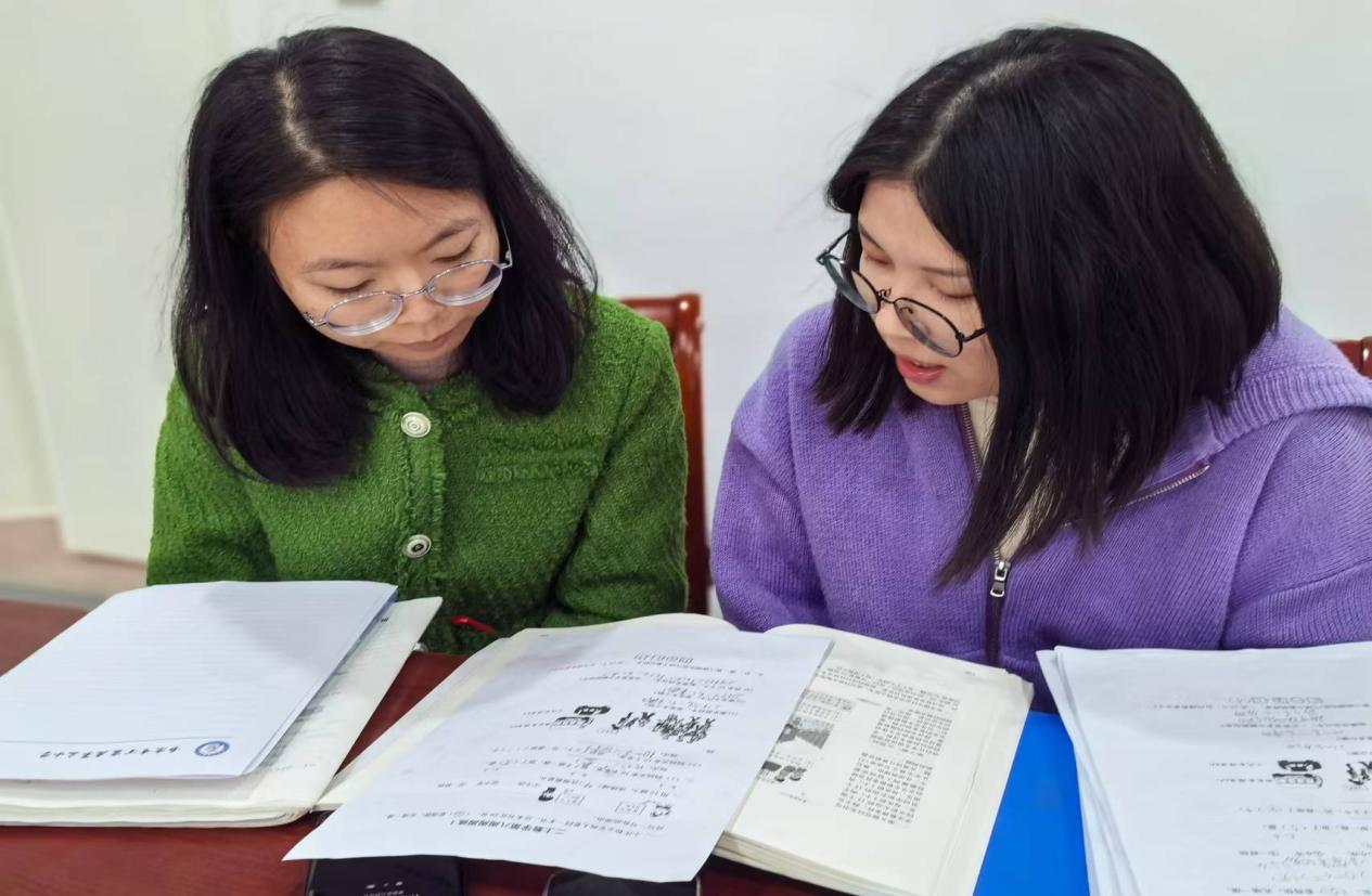 10.29数学组第九周集体备课报道_html_2887575b.jpg
