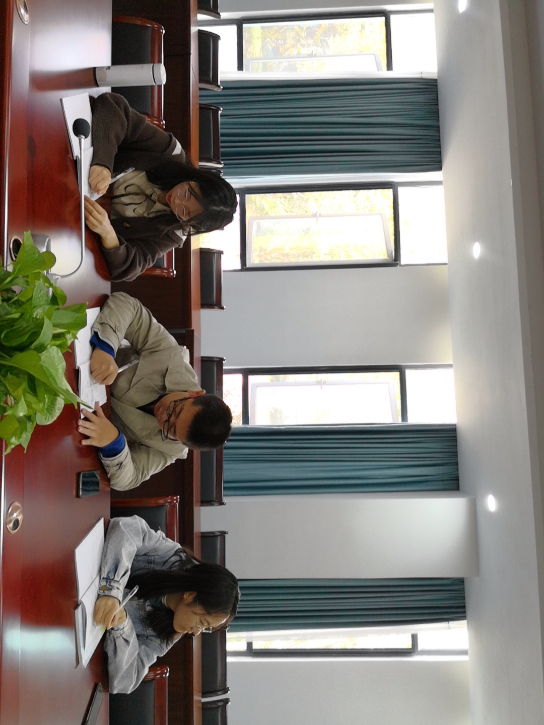 听课促发展，观摩共提升(1)_html_m662deb71.jpg