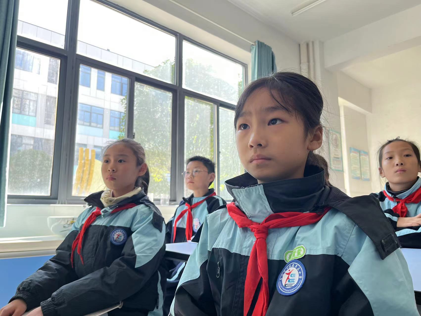 【正学丁三·德育】小太阳发光指南——心理气象员专题培训_html_m1f349dd9.jpg