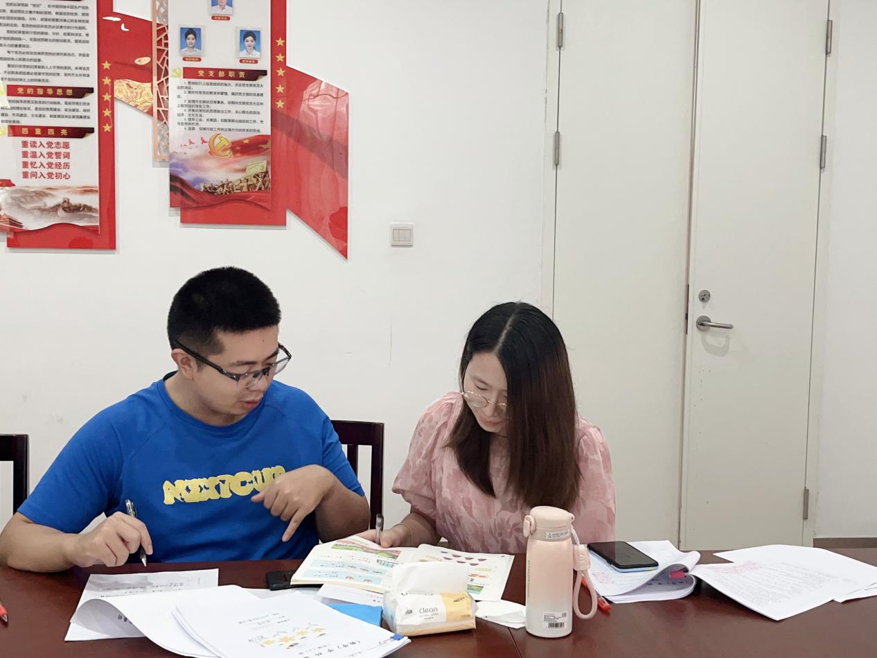 9.4数学组第二次集体备课活动侧记_html_m5662dae.jpg