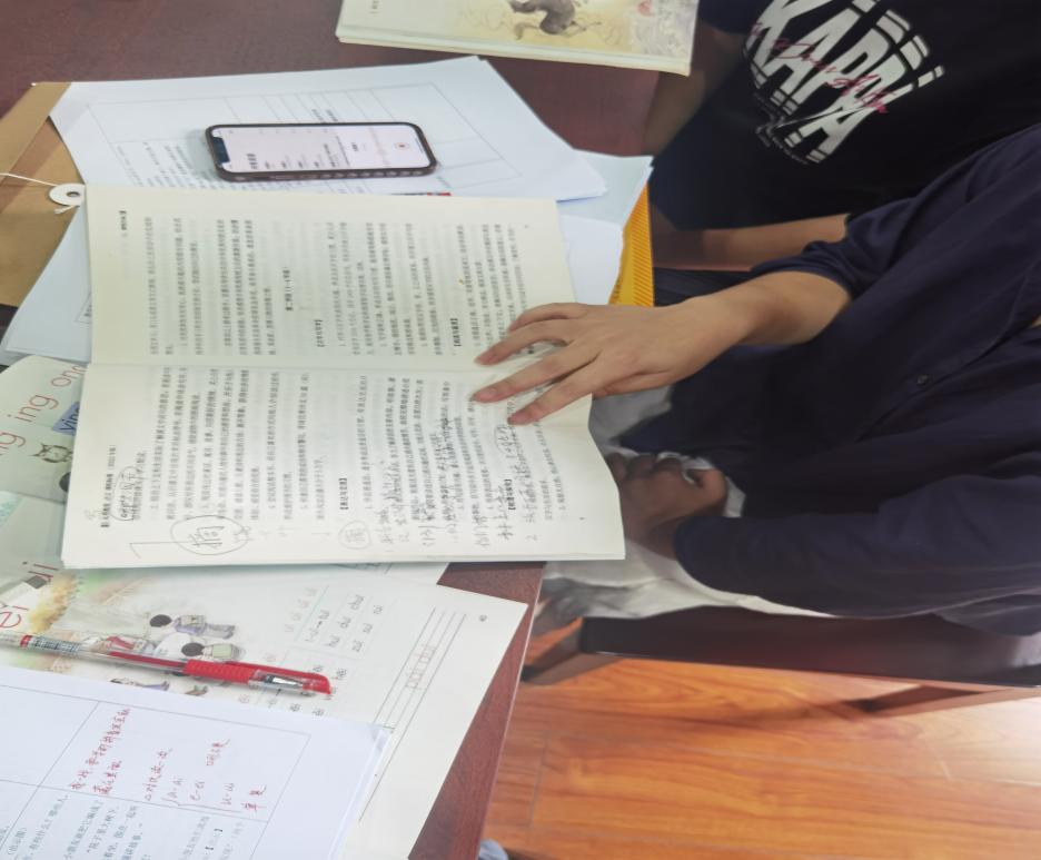 【正学丁三·教学】善研善教，勤思笃行——南京市丁家庄第三小学语文组低年段集体备课活动侧记(1)_html_4d7356d4.jpg