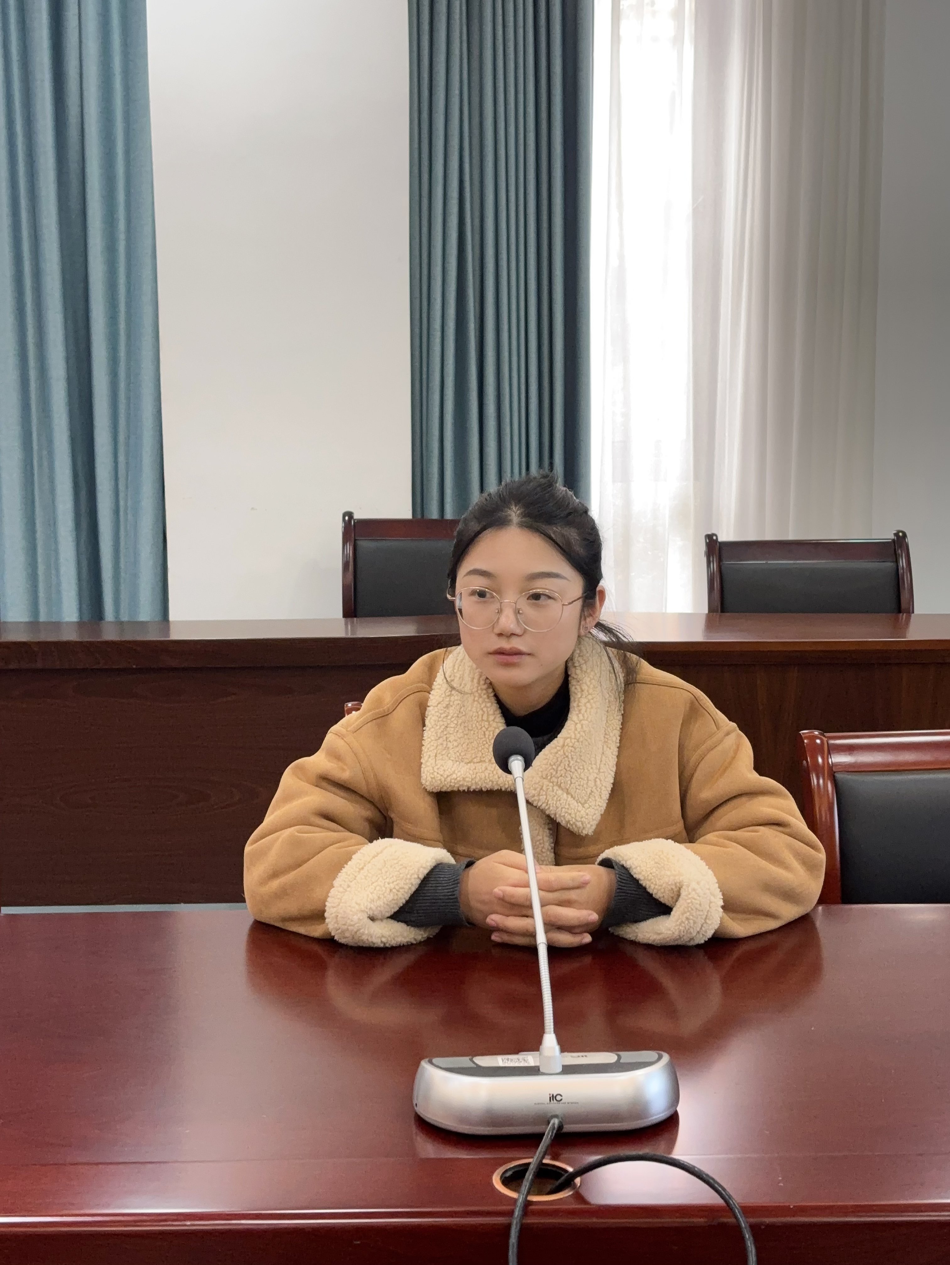 【正学丁三·德育】“共思共分享，聚力共成长”——南京市丁家庄小学班主任例会活动侧记_html_61abca7e.jpg