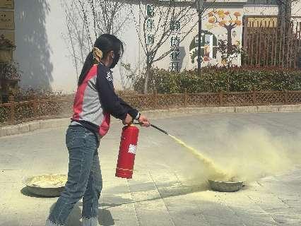 消防培训_html_m775d3b24.jpg