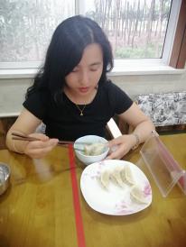 【生命迈幼.安全第一】“丰富膳食 快乐饺子”_html_m48a4022f.jpg