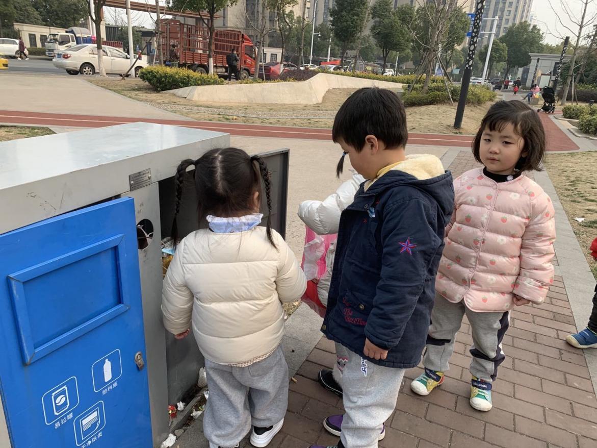 改雷锋报道_html_32c5ea33.jpg