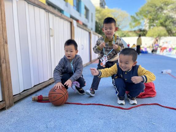 定稿：迈幼嘉誉山分园晨锻评比新闻稿修改(1)_html_m4ea0045c.jpg