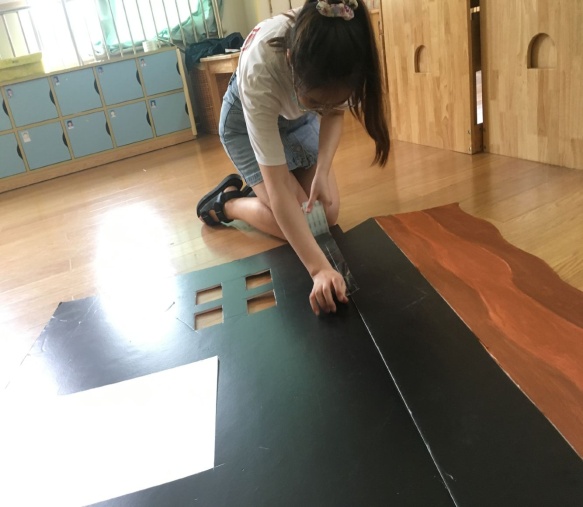 2020.6.17 张静 （已修改）小话剧大安全_html_431b3f72.jpg