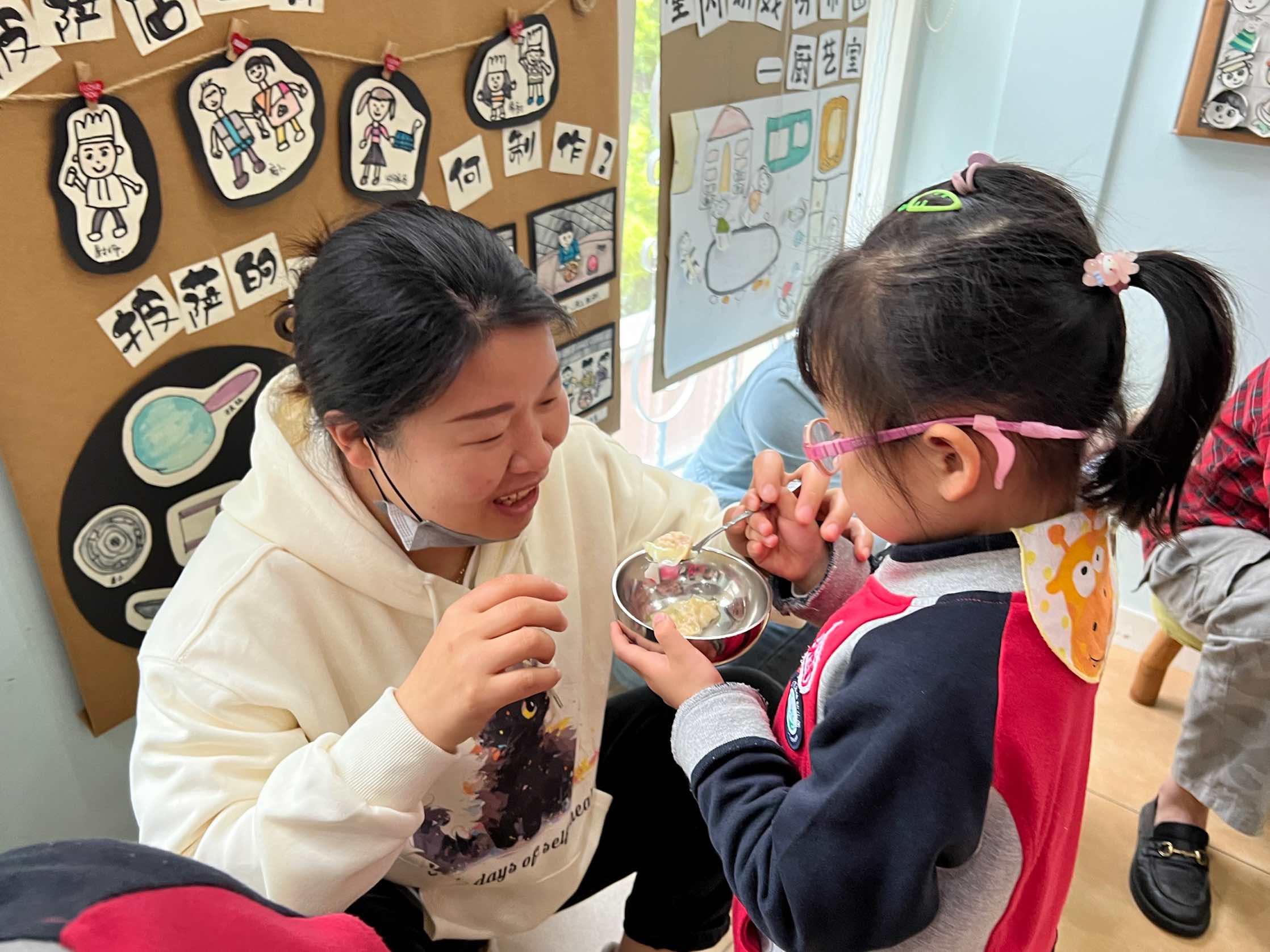 生命迈幼·校园新闻】“伴”日有约，“游”见精彩——迈幼一园小班家长开放日 (2)(1)(1)_html_627ecbb3.jpg