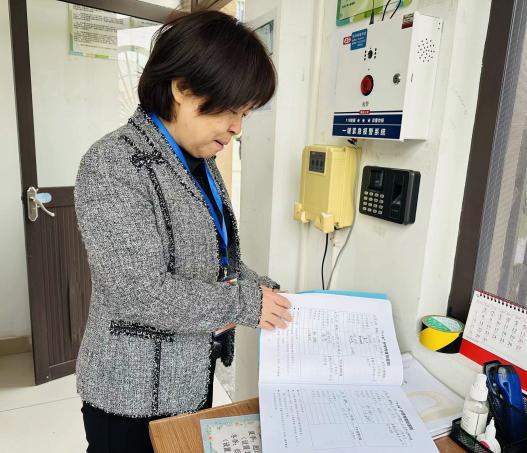【生命迈幼·幼教督导】督学检查促发展，体育健康共前行_html_m6a80cfd7.jpg