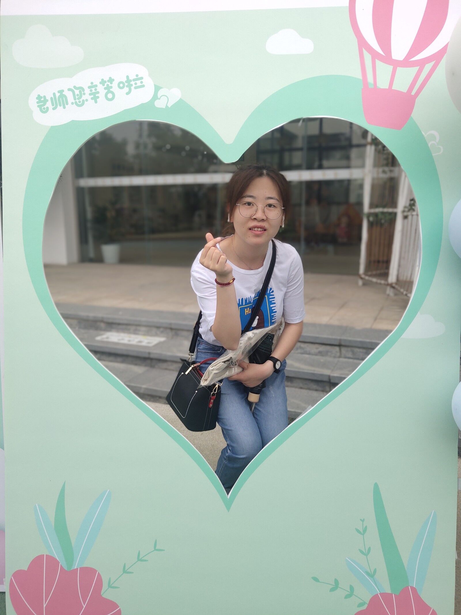 新闻稿 教师节_html_m41f68e56.jpg