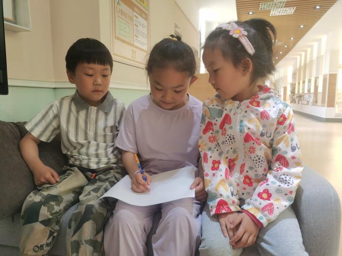 【生命迈幼 幼小衔接】深度体验·走进小学课堂 ——迈幼三园大班第二次参观小学_html_m25ed4306.jpg
